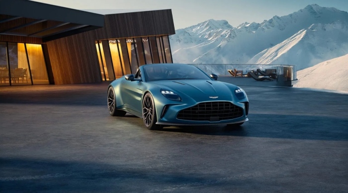 Новият Aston Martin Vantage Roadster е тук, и е наистина красив