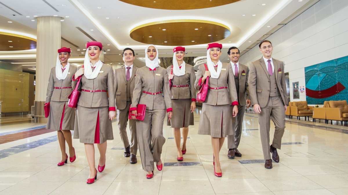 Emirates показа нови униформи на екипажа за VIP обслужването 