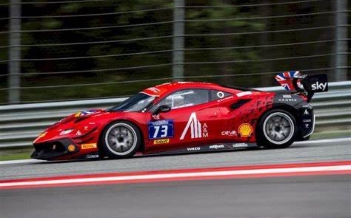 Ferrari готви голямо шоу по улиците на Милано