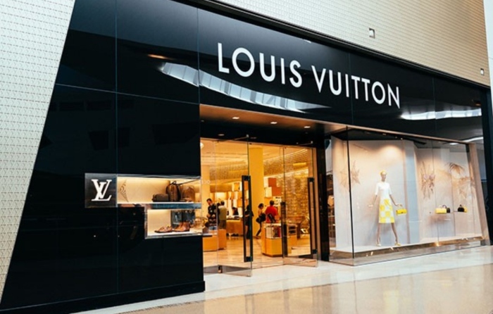 Louis Vuitton пуска луксозна козметика 