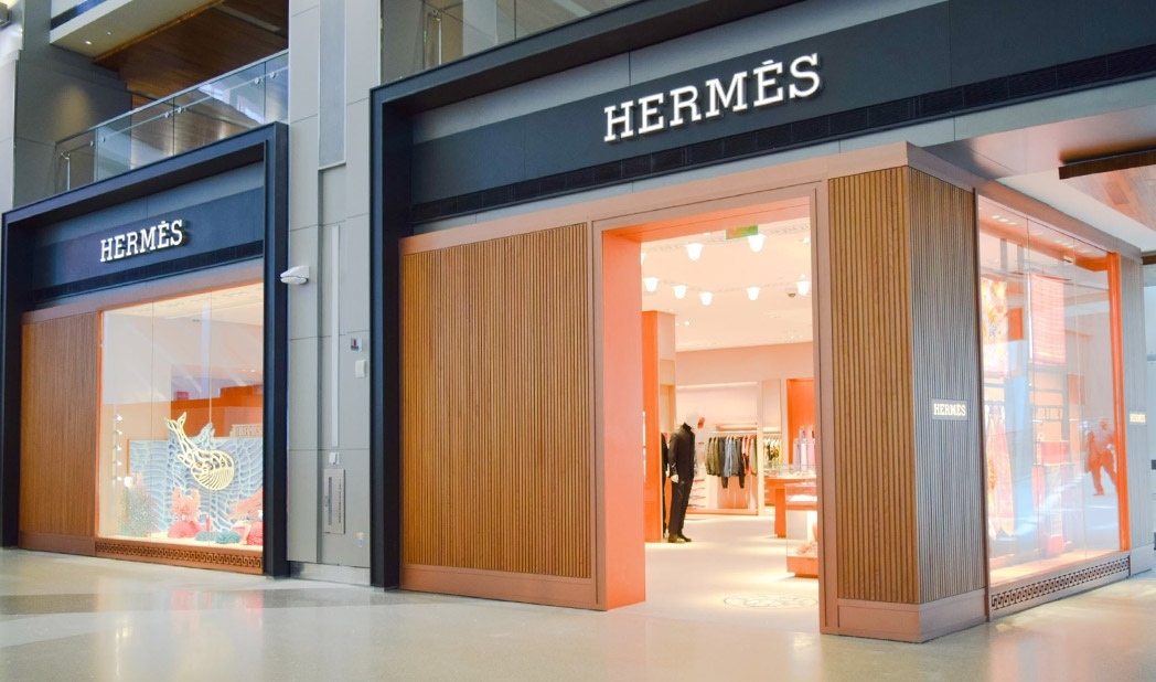 Формулата на Hermes да остане на гребена на вълната