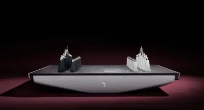 Rolls-Royce предлага шах за богаташи