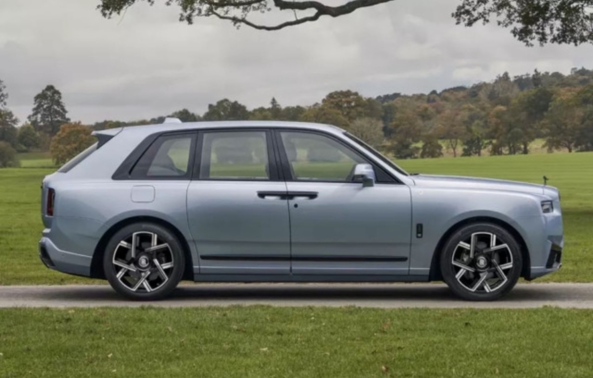 Rolls-Royce създаде специален Cullinan за любител на туризма