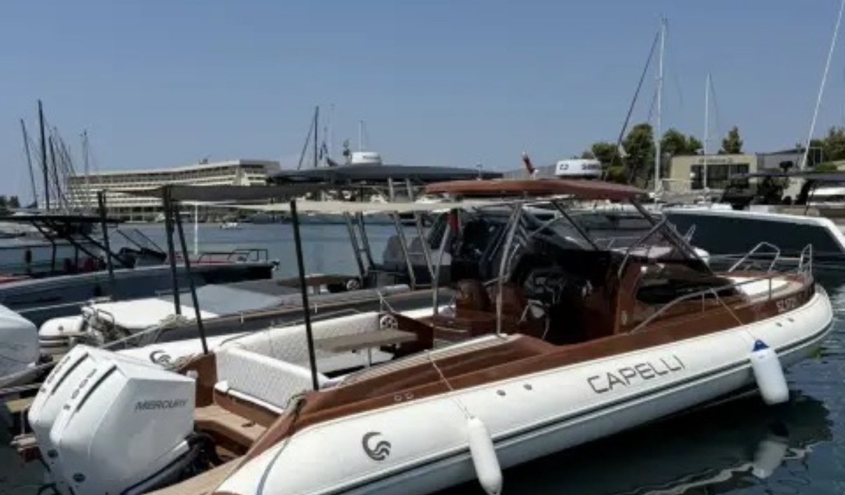 Яхтеният елит на България се събра в Порто Карас за първото издание на Yacht Luxury Summer event
