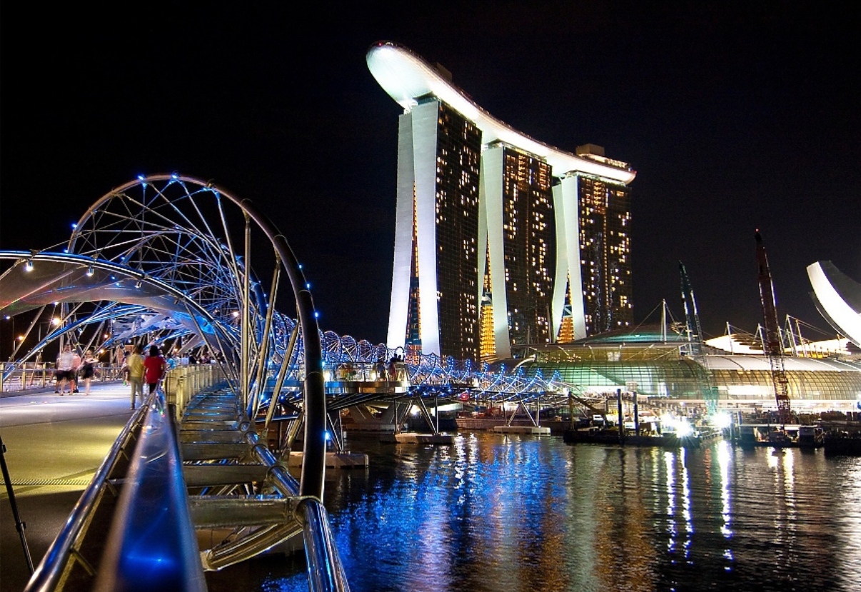Хотелът Marina Bay Sands в Сингапур ще бъде  разширен